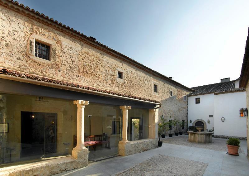 Parador De Trujillo Exterior foto